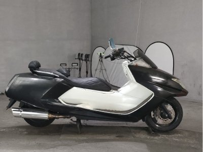 Yamaha MAGZAM 2005