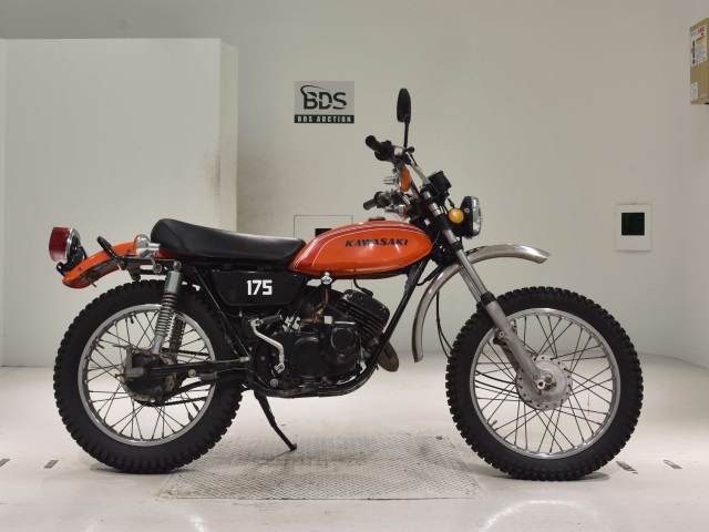 Kawasaki 175TR