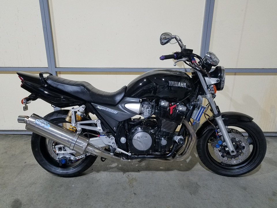 Yamaha XJR1300 2000