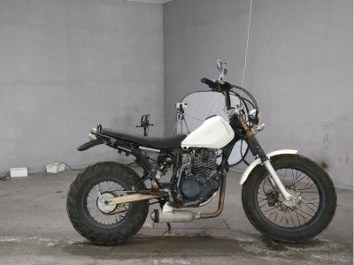 Yamaha TW200 2000