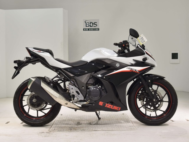 Suzuki GSX250R