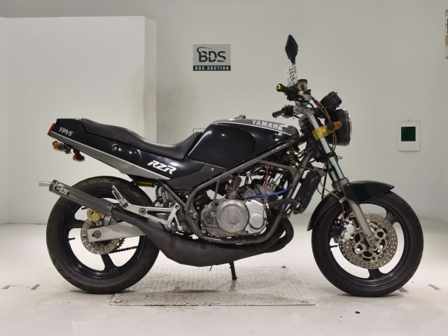 Yamaha RZ250R
