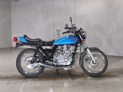 Suzuki GS400 2022
