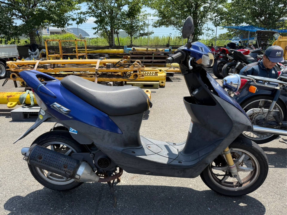 Suzuki LETS2