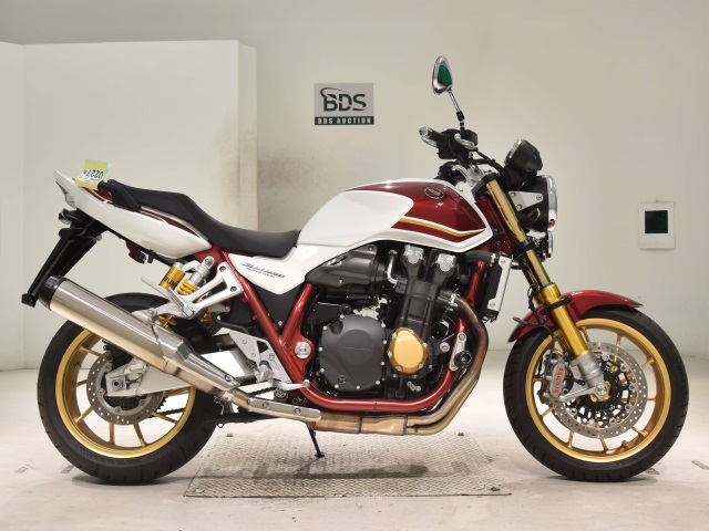 Honda CB1300SF 2023
