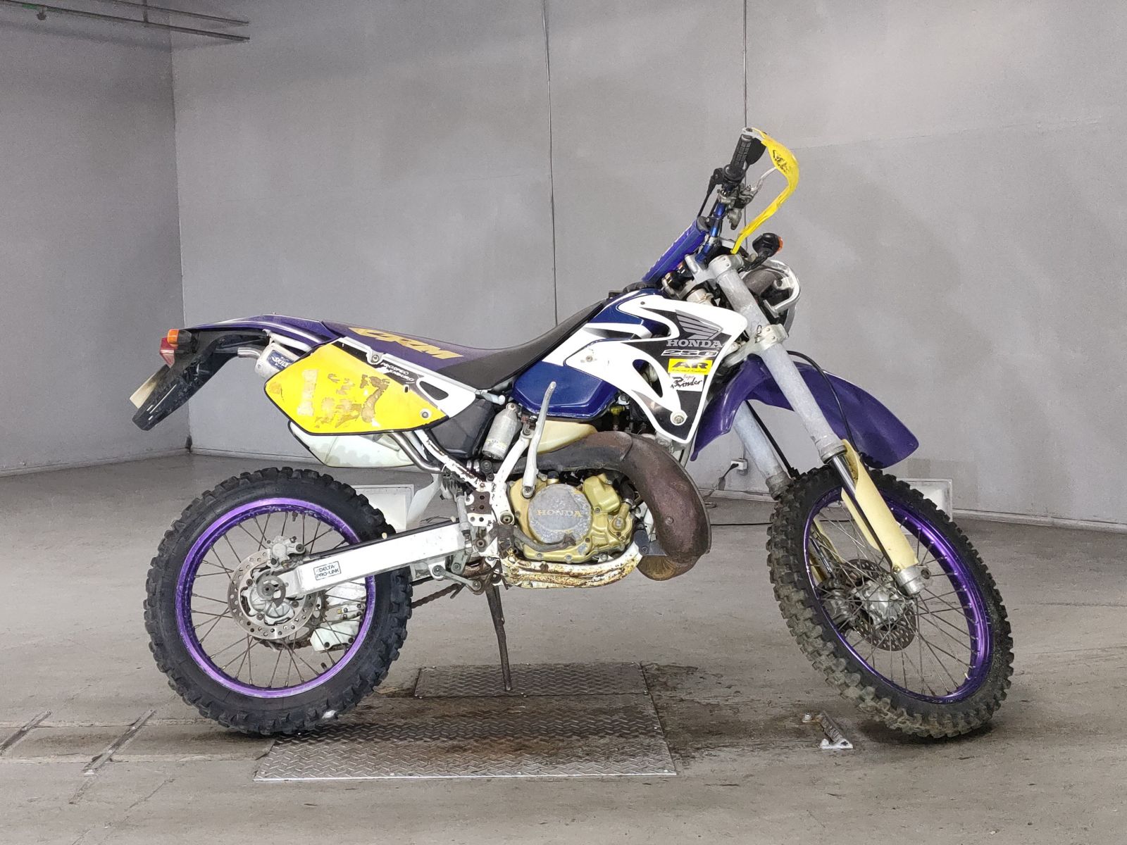 Honda CRM250AR 1998