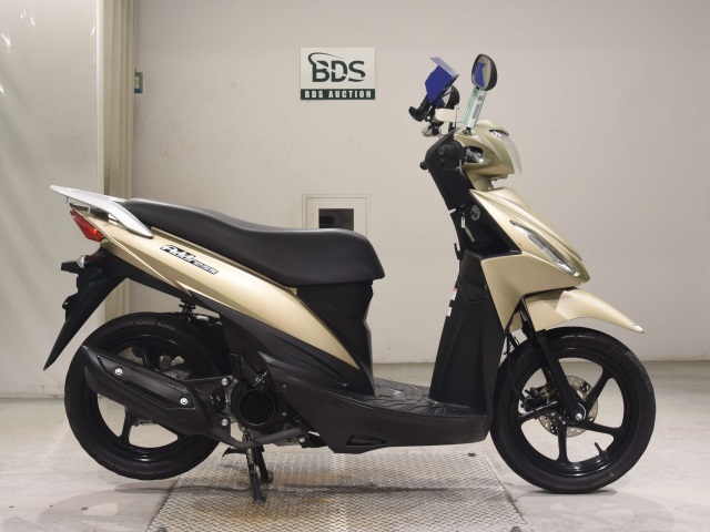 Suzuki ADDRESS V110