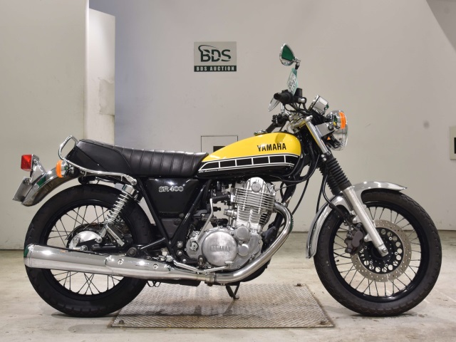 Yamaha SR400 2017