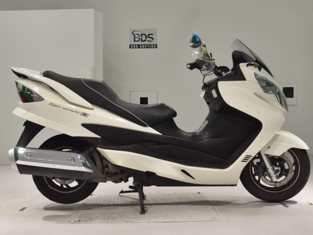 Suzuki SKYWAVE 250S