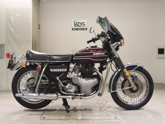 Kawasaki W3 1974