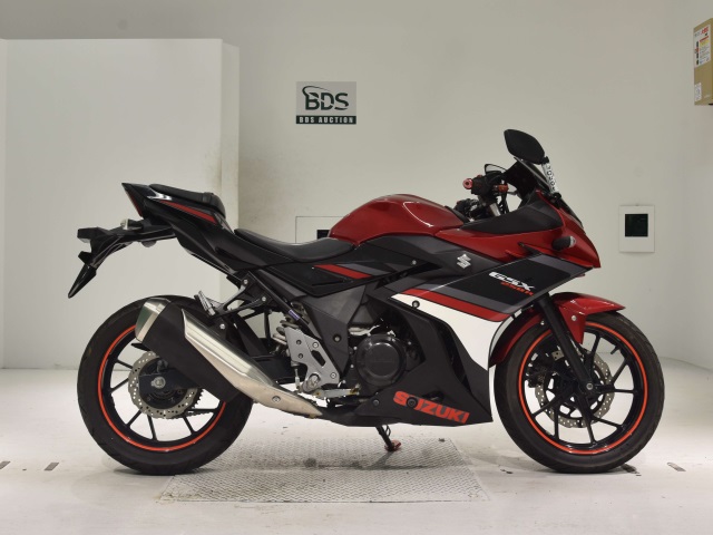 Suzuki GSX250R