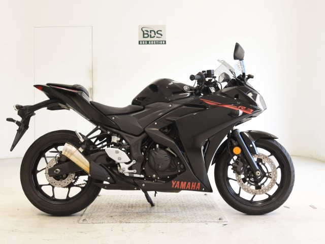 Yamaha YZF-R3 2016