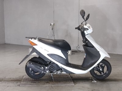 Suzuki ADDRESS V50