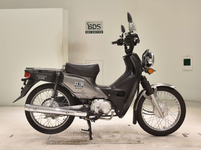 Honda CC110 CROSSCUB 2016