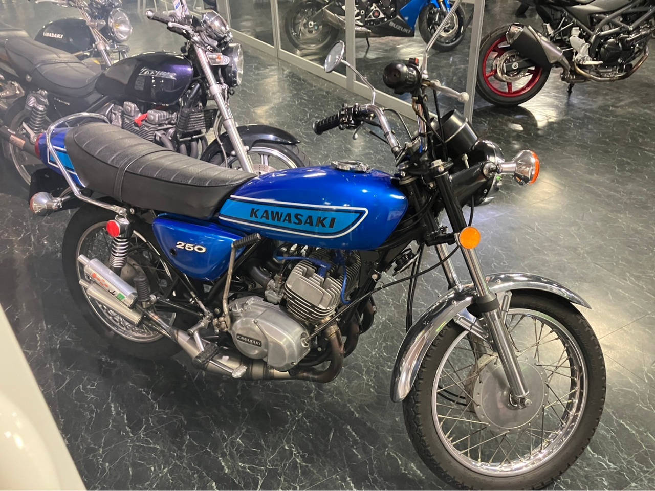 Kawasaki 250SS