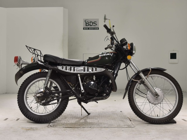 Suzuki TS250