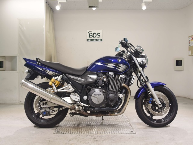 Yamaha XJR1300 2006