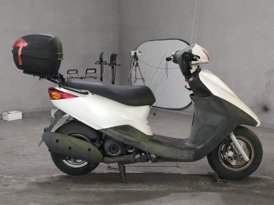 Yamaha AXIS TREAT