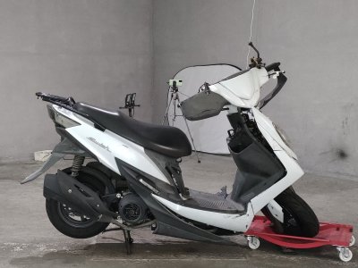 Suzuki SWISH125