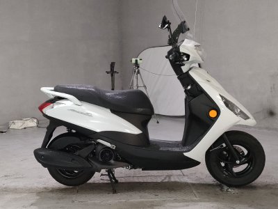 Yamaha AXIS Z 2024