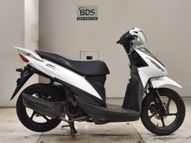 Suzuki ADDRESS V110