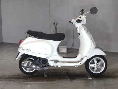 Vespa LX125IE