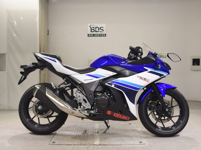 Suzuki GSX250R