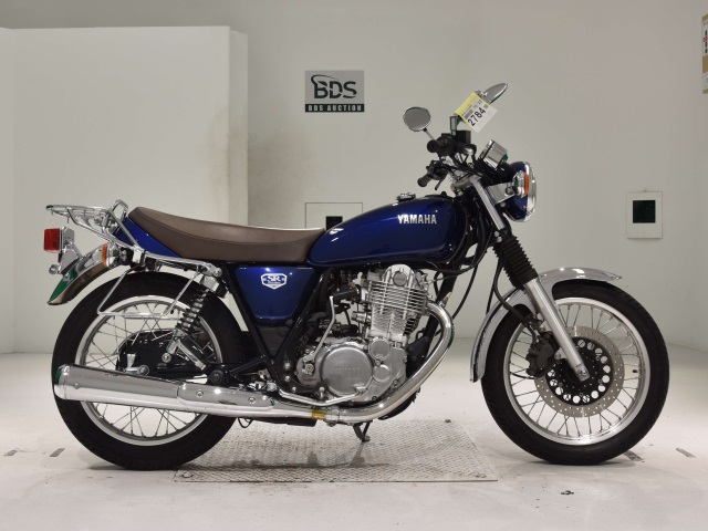 Yamaha SR400 2022
