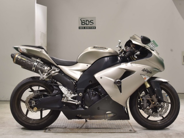 Kawasaki NINJA ZX-10R 2006