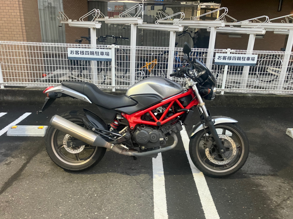 Honda VTR250 2015