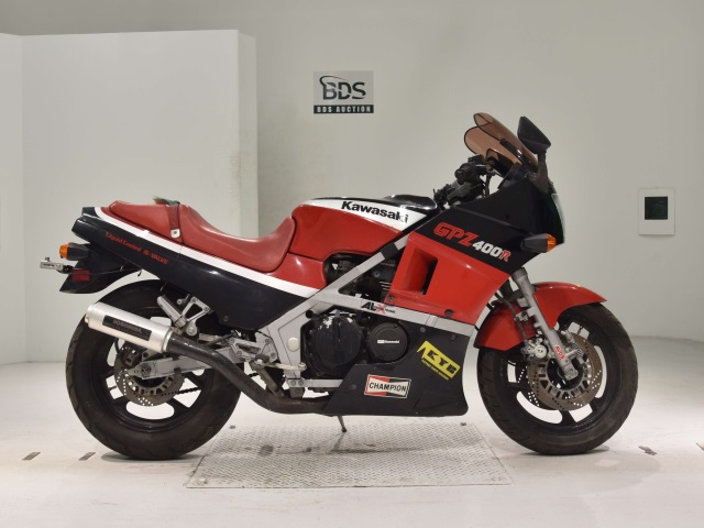 Kawasaki GPZ400R 1985