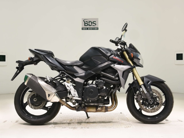 Suzuki GSR750A 2015