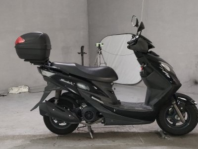 Suzuki SWISH