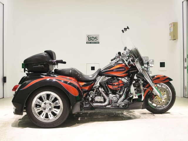 HD ROAD KING FLHR1580 TRIKE 2008