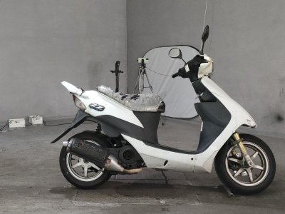 Suzuki SEPIA ZZ