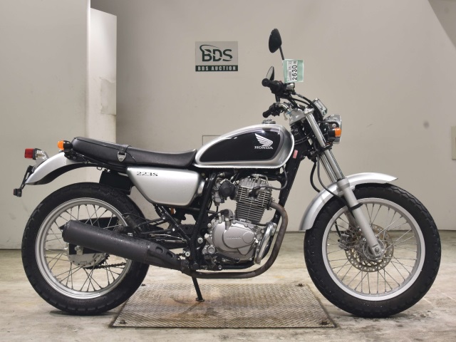 Honda CB223S 2008