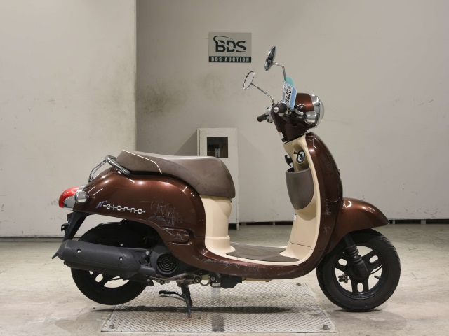 Honda GIORNO 2011
