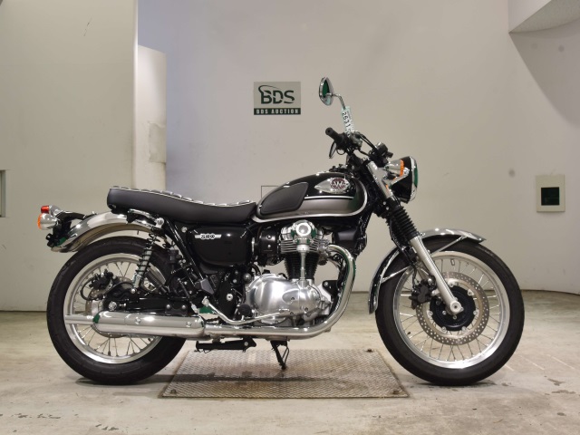 Kawasaki W800 2024