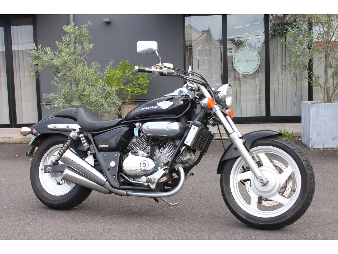 Honda MAGNA250 2005
