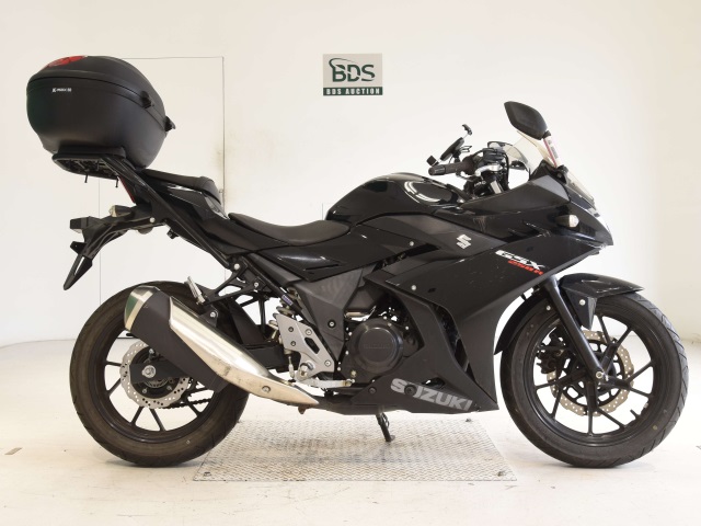 Suzuki GSX250R