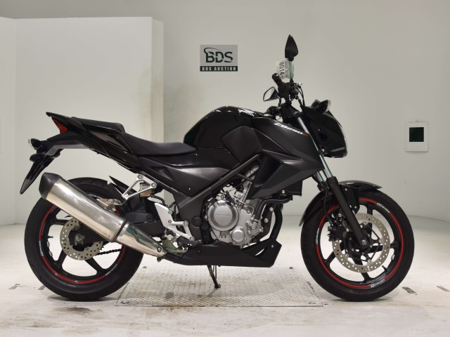 Honda CB250F 2015