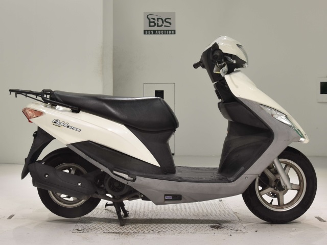 Suzuki ADDRESS V125