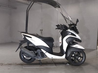 Yamaha TRICITY 125
