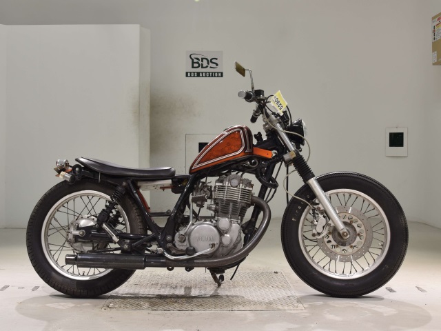 Yamaha SR400 2002