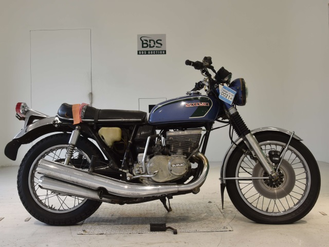 Suzuki GT550