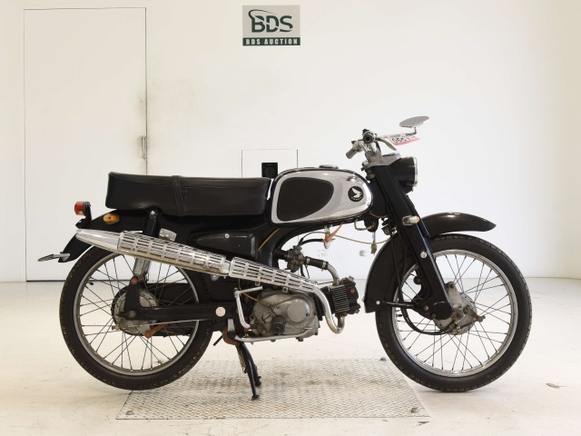 Honda C110 1961