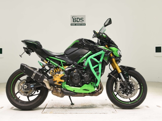 Kawasaki Z900-2SE 2022