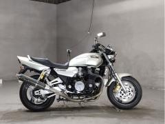 Yamaha XJR1200 1995