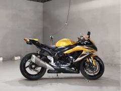 Suzuki GSX-R750 2011