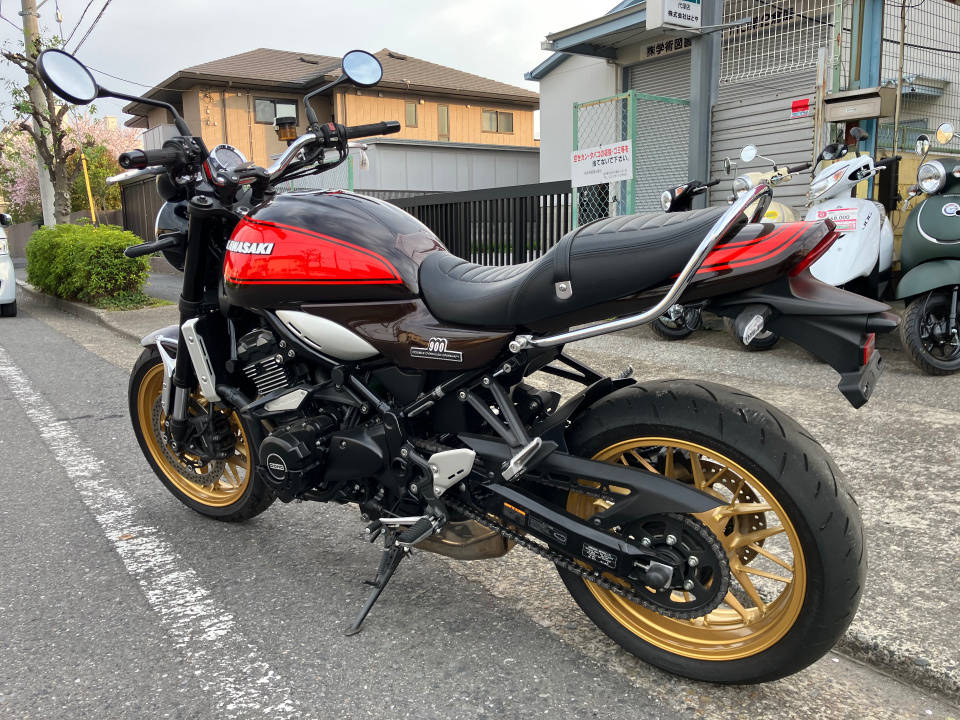 Kawasaki SILVERWING600GTA 2022